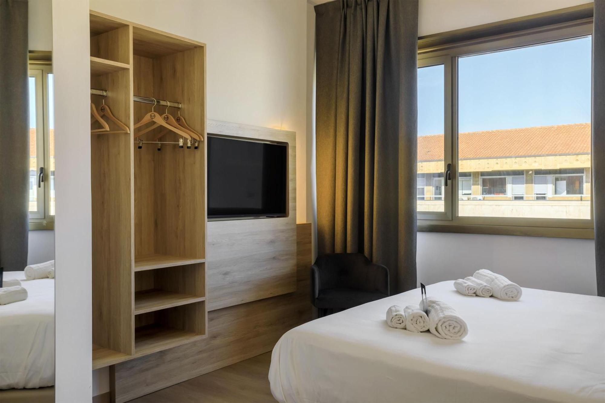 Center Hotel 3*